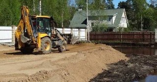 Отсыпка грунта Саяногорск, цена от 207 руб.