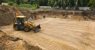 Разработка котлована Саяногорск, цена от 311 руб./м3.